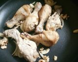 Foto langkah ke 2 dari resep Ayam Saos Mentega.