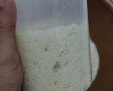 Foto langkah ke 2 dari resep Minced Sausage Chia Seed Soft Sourdough Bread.
