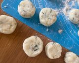 A picture of step 2 of Potato cakes with dill and smoked salmon (canapé).