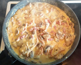 Foto del paso 3 de la receta: Filetes de pollo en salsa carbonara