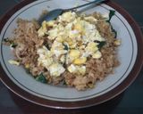 Foto langkah ke 4 dari resep Nasi goreng sawi.
