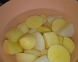 A picture of step 1 of Chicken Aaloo with Zeera Rice.