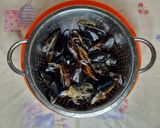 Foto del passaggio 1 della ricetta Risotto con cime di rapa e cozze