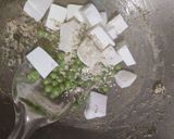 A picture of step 3 of Methi Matar Malai Paneer.