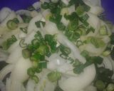 Foto del paso 5 de la receta: Pollo a la cebolla con papas
