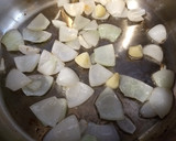 Foto del paso 1 de la receta: Encacahuatado (Salsa de cacahuate con chile guajillo)