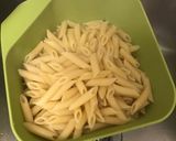 Foto langkah ke 1 dari resep Creamy Penne Pasta.