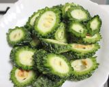 A picture of step 1 of Baked Karela.