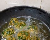 A picture of step 1 of Palak Pakoda Kadhi (Spinach Fritters Curry).