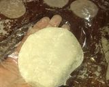 Foto del paso 4 de la receta: Mochis (pastelitos japonés de arroz glutinoso) relleno de mousse de crema catalana