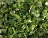 લીલા કાંદા અને ગાંઠિયા નું શાક(Green Onion And Ganthiya Nu Shak Recipe In Gujarati) રેસીપી સ્ટેપ2ફોટો
