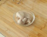 Foto langkah ke 1 dari resep Minyak Ayam Bawang Homemade Devina Hermawan.