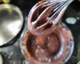 A picture of step 2 of Mini chocolate cake.