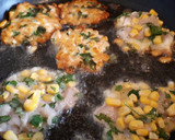 Foto del paso 8 de la receta: Tortitas de maíz y pollo