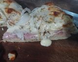 Foto del paso 8 de la receta: Fugazzeta rellena con Jamón y queso!