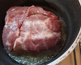 Foto del paso 1 de la receta: Bondiola a la cerveza negra con papas al horno