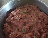 A picture of step 1 of Kachy qeemy ke kabab.