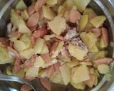 Foto langkah ke 4 dari resep Omelet Spanyol.