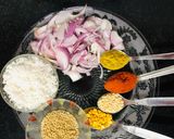 A picture of step 1 of Stuffed brinjal.