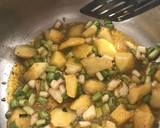 Foto del paso 4 de la receta: Potaje vegetariano de garbanzos y acelgas silvestres