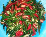 Foto langkah ke 2 dari resep Ayam Masak Cabe Kriting.