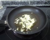 Foto del paso 2 de la receta: Pastel de hortalizas con gambas