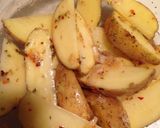 Foto langkah ke 4 dari resep Potato wedges (no oven).