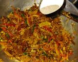 கொத்து (முட்டை) சப்பாத்தி(egg kothu chapati recipe in tamil) ரெசிபி ஸ்டேப் 5 புகைப்படம்