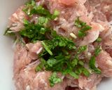 รูปขั้นตอนการทำที่ 2 ของ หมูก้อนทอด สูตรคุณแม่