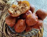 A picture of step 7 of Ripe banana gulgule/ atte aur kele ke gulgule.