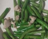 Foto langkah ke 2 dari resep Tumis Buncis daging ala resto.