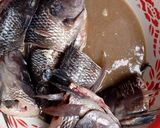 A picture of step 3 of Grilled Whole Fish with Tamarind, Sweet Soy Sauce and Bento Rice.