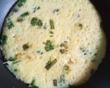 Foto langkah ke 3 dari resep Pizza Bihun Teflon Simple.