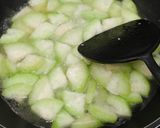 A picture of step 4 of Spicy hairy gourd noodles.