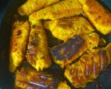 A picture of step 3 of Tandoori Soyachap gravy.