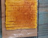 Foto langkah ke 4 dari resep Lapis legit kotak anyaman.