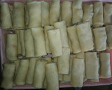 Foto langkah ke 6 dari resep 100 Risol ekonomis untuk jual (plus kalkulasi bahan).