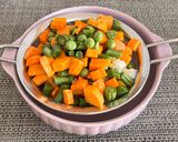 A picture of step 4 of Coconut Milk Vegetable Pulao.