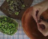 Foto del paso 3 de la receta: Como cocinar habas verdes?