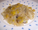 Foto del paso 6 de la receta: Bonito con cebolla, puerro y vino