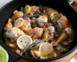 Foto del paso 8 de la receta: Pollo y alcachofas al limón y romero