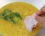 Foto langkah ke 3 dari resep Ayam Goreng Kremes.
