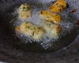 क्रिस्पी पोटॅटो बाईट्स (Crispy Potato Bites Recipe In Marathi) रेसिपी स्टेप 5 फोटो 