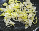 Foto del paso 2 de la receta: Tofu a la plancha con salsa de pimientos