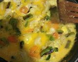 Foto del paso 5 de la receta: Tortilla de verduritas superficial y rápida