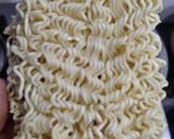 A picture of step 2 of Red Maggi noodles Momos.