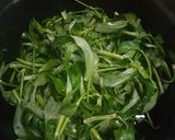 Foto langkah ke 1 dari resep Tumis kangkung saori.
