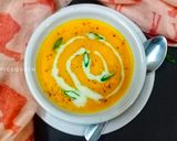 A picture of step 5 of Pumpkin and Carrot Soup.
