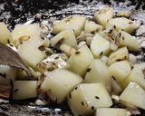 A picture of step 4 of Homestyle vegetarian plate meals.
