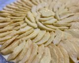 Foto del paso 4 de la receta: Tarta fina de manzana en hojaldre